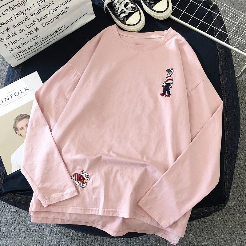 ฤดูใบไม้ร่วงหญิง 2018 เสื้อผ้าแฟชั่น ใหม่แขนเสื้อยาวฤดูใบไม้ผลิใบไม้ร่วงบนเสื้อผ้านักเรียนเสื้อยืดสไตล์เกาหลีหลวมเข้าได้หลายชุดเสื้อรองในสีขาว
