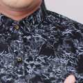 Zoeystore1 6004 Kemeja Printing Pria Lengan Pendek Exclusive Baju Kemeja Cowok Formal Kerja Kantor Kemeja Distro Motif Abstract Hitam 2
