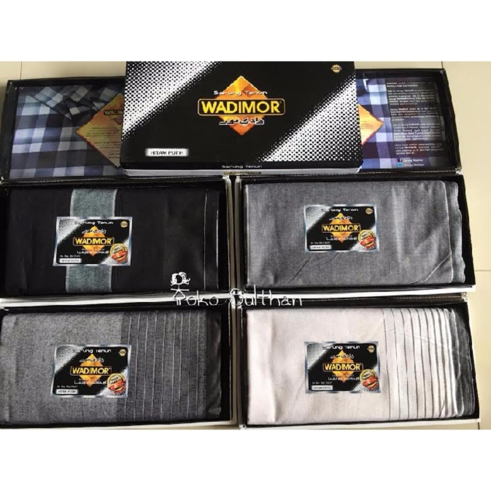 Sarung Tenun Wadimor - Motif Hitam Putih