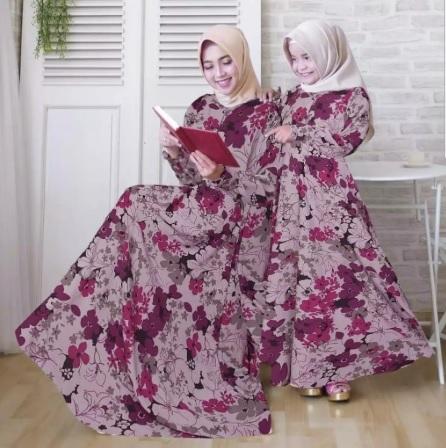 Busana Muslim Gamis Couple Ibu Dan Anak Sarimbit Motif Datura Maroon