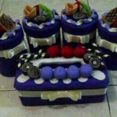set toples hias