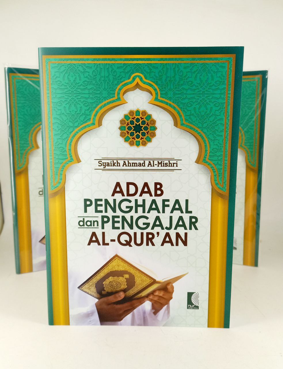 Buku Adab Penghafal Dan Pengajar Al Qur An Lazada Indonesia