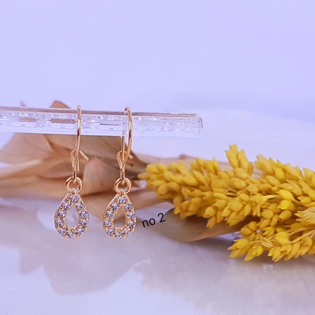 Anting Titanium Impor Awet Cantik Dan Tahan Lama Dipakai Sehari Hari