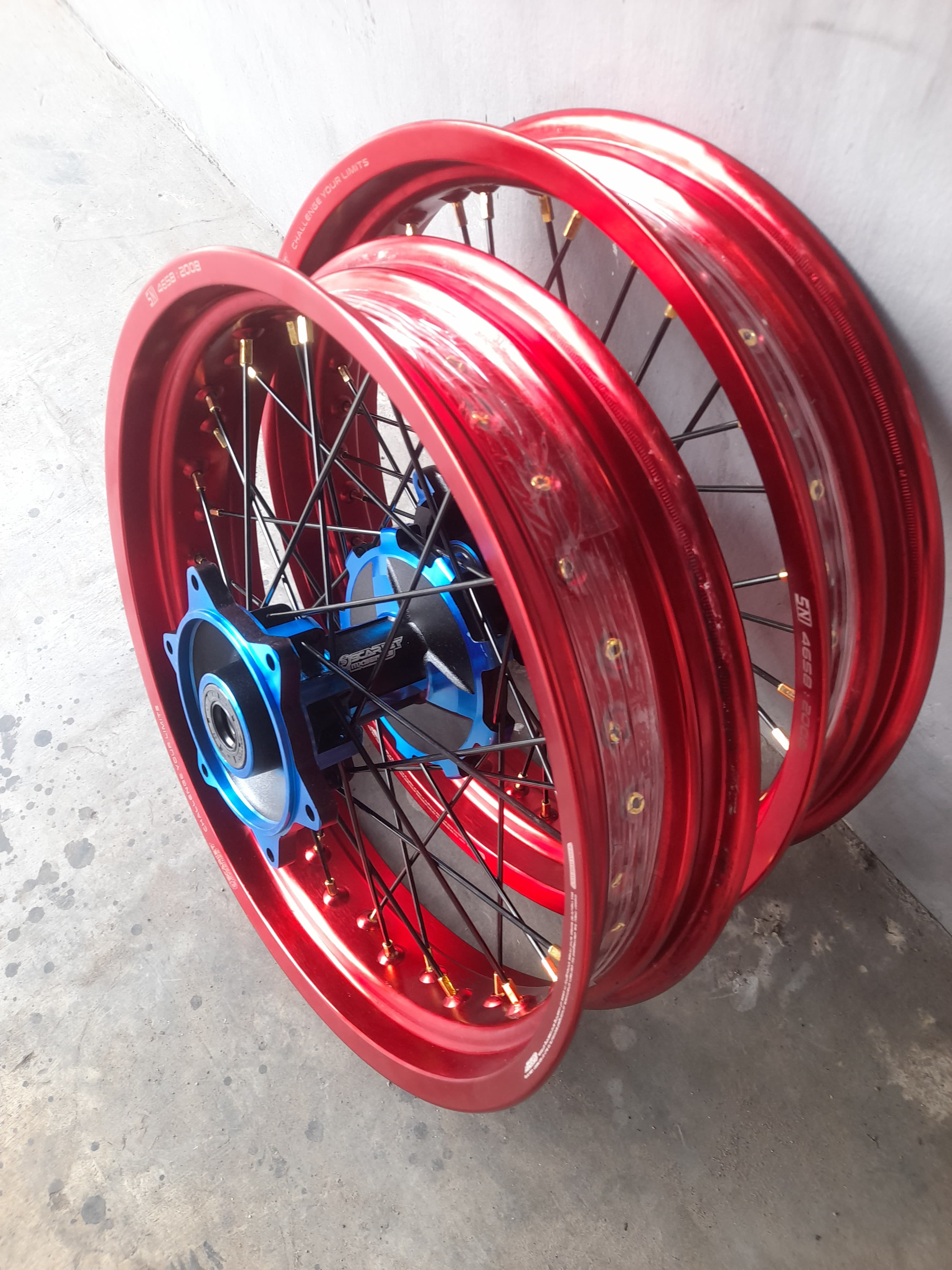 Velg Set Scarlet Supermoto Crf Ring Wheelset Sumo Crf L Ukur