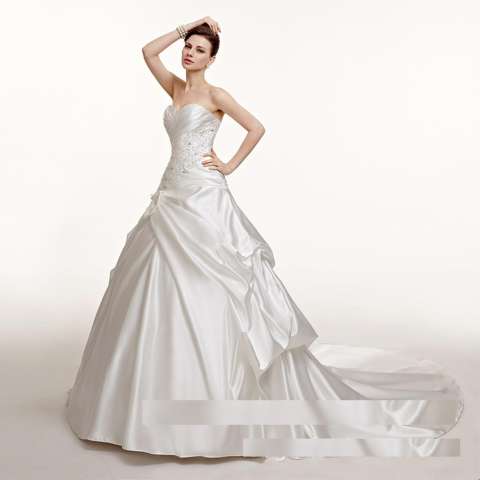 1705005 Gaun Pengantin Satin Putih Ekor Wedding Gown Wedding Dress