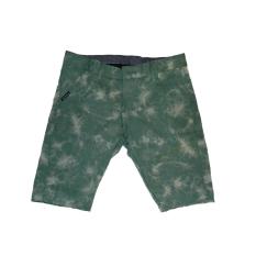 Celana Pendek Denim Hijau