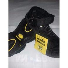 SENDAL GUNUNG SELOP HITAM POLOS