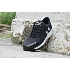Sepatu Sport Under Armour Curry One Hitam Putih - Running Pria