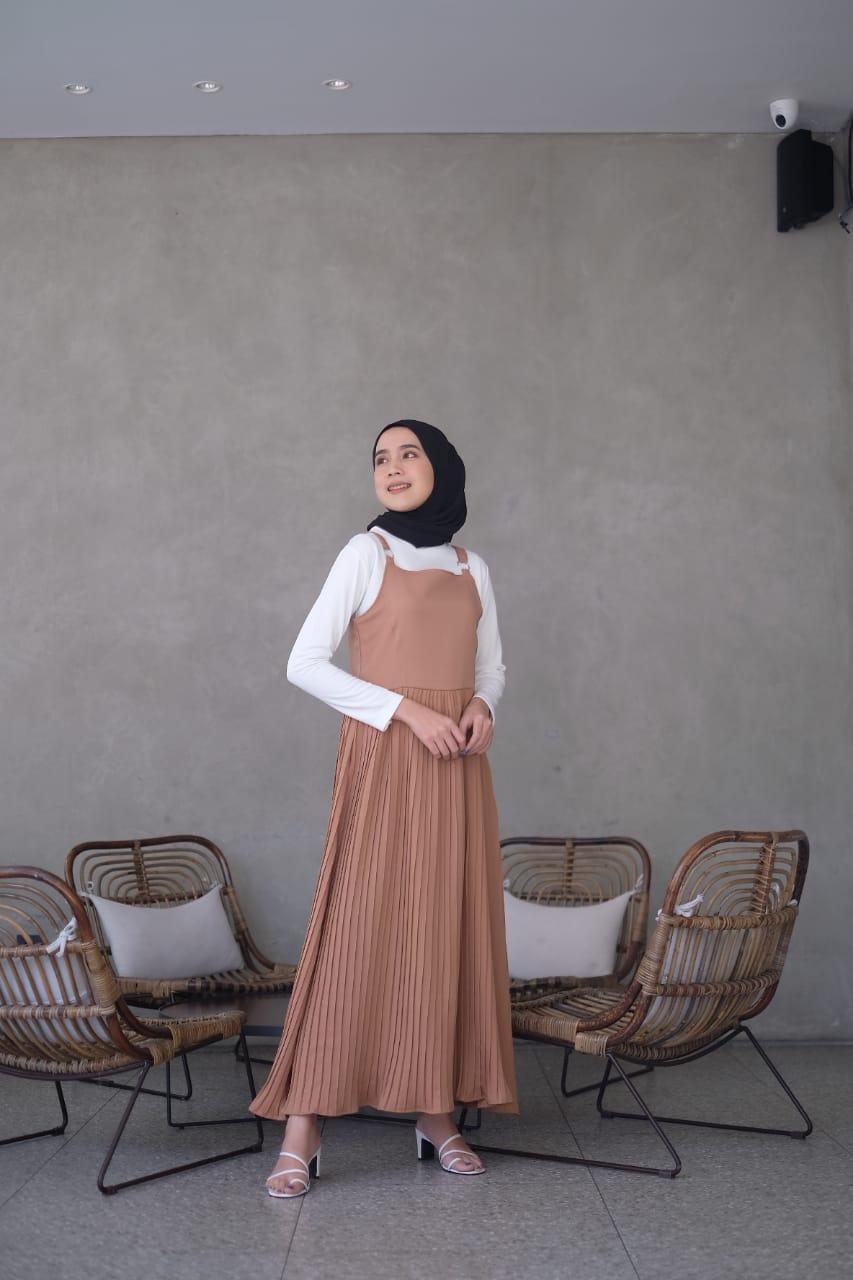 Baju Muslim Original ELLE OVERALL Mosscrape Mix Plisket Baju Muslim Wanita Panjang Pakaian Stelan Casual Modern Baju Kerja Hijab Modern Terbaru Jumpsuit Kekinian Baju Kodok Baju Terusan Muslimah Simpel Pakaian Casual Trend 2019