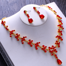 Crown Merah Mempelai Wanita Baju Pelayanan Gaun Pengantin Gaun Kalung