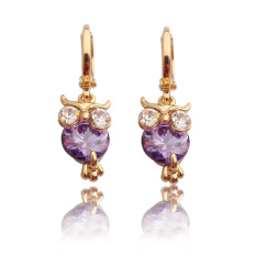 Sepasang 18 K Gold Plated Owl Bentuk Ungu Zircon Inlaid Ear Stud Earrings
