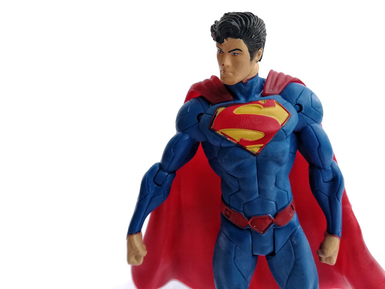 Action Figure Mainan Superman tinggi 17 cm