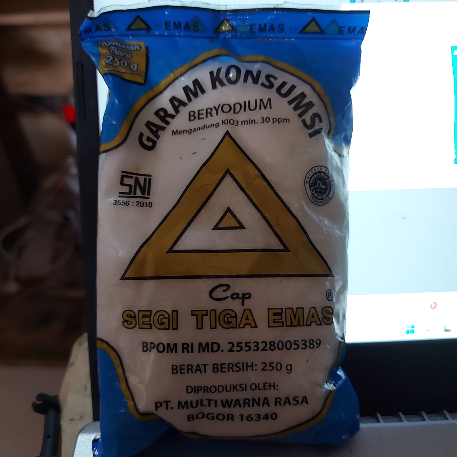 Garam Dapur Halus Segitiga Emas 500 Gr 250 Gr Lazada Indonesia