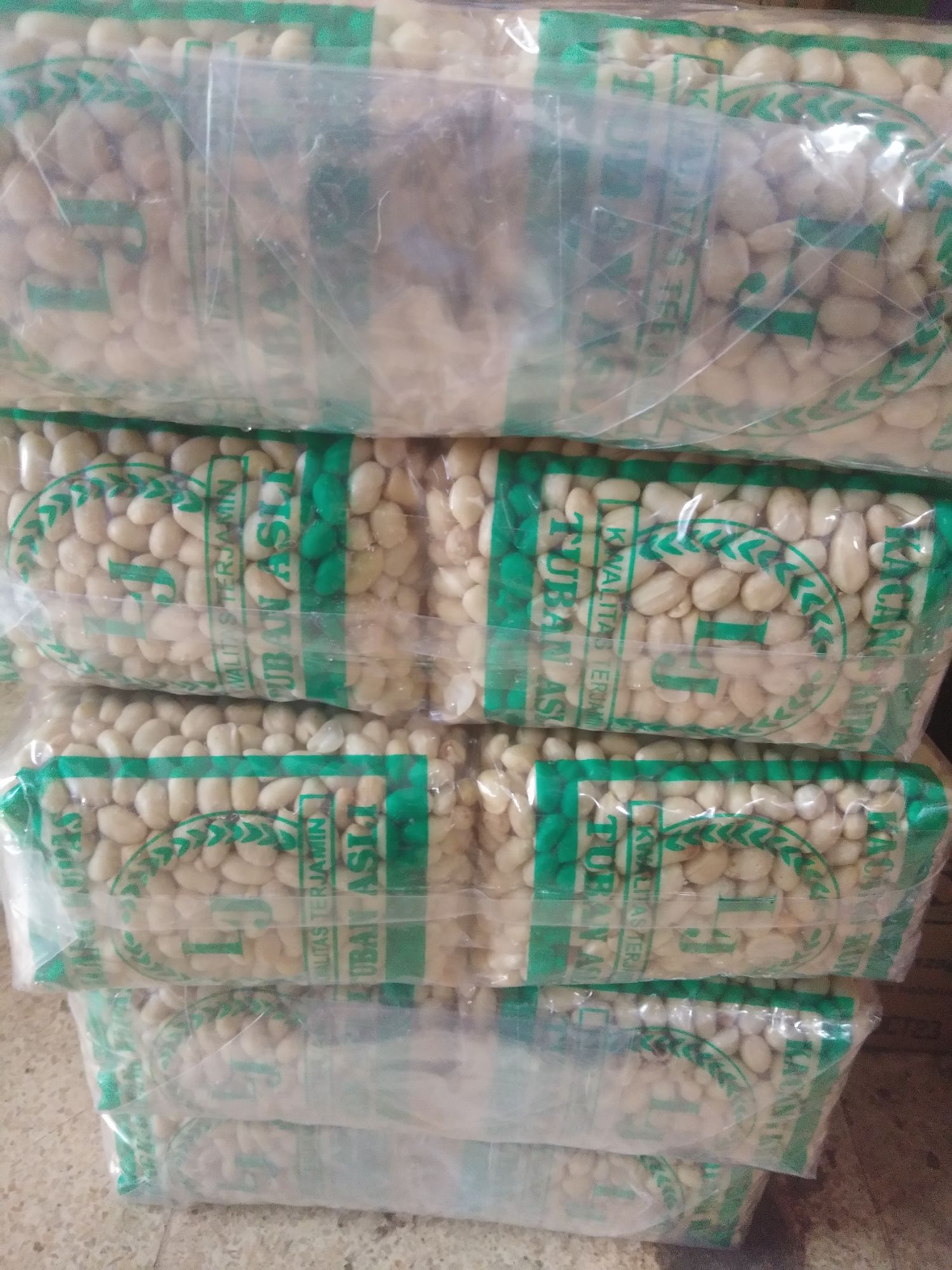 Kacang Tanah Kupas Tuban Asli Ukuran Besar 1 Bungkus 350gram 500gram