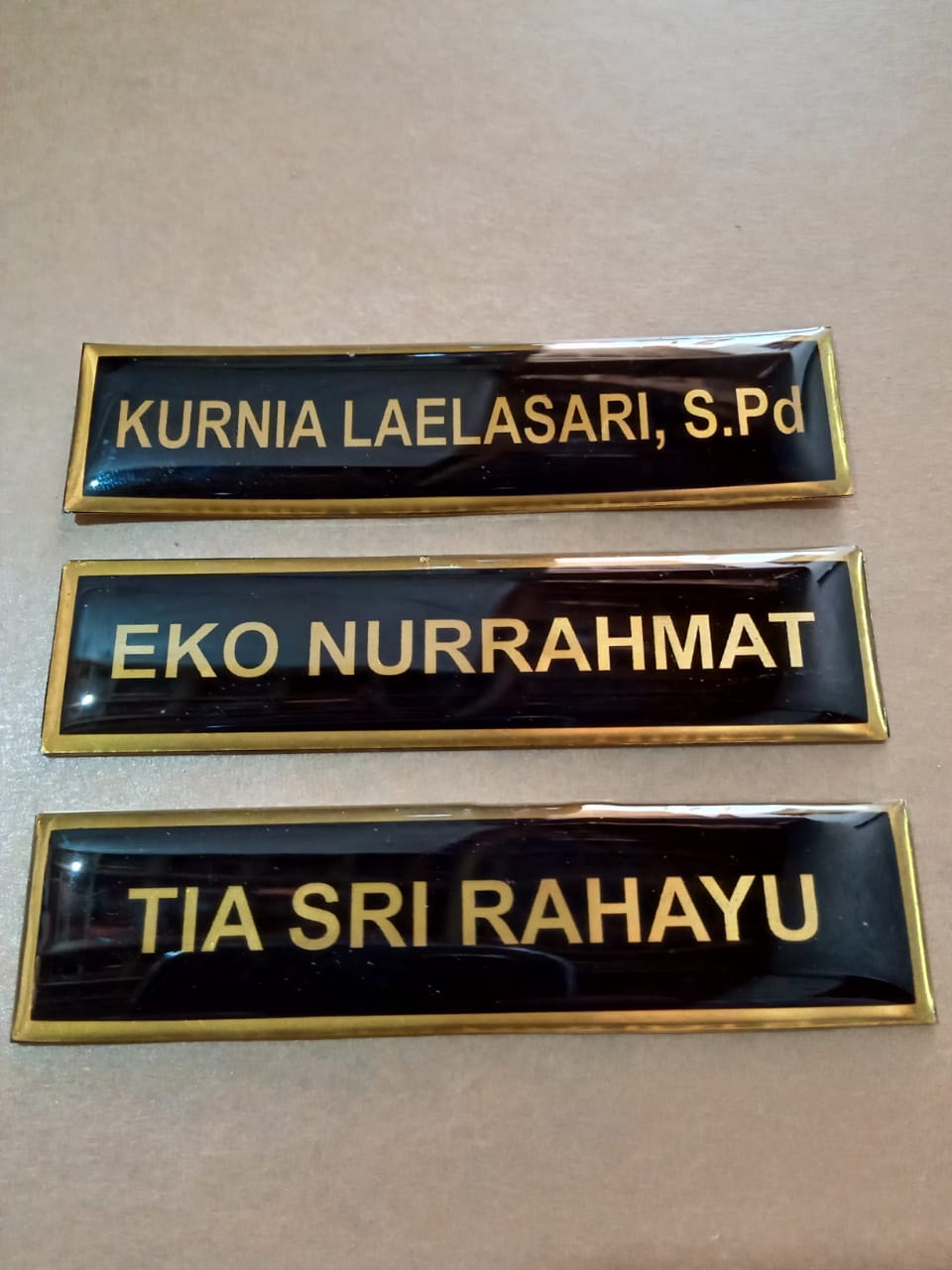 PAPAN NAMA KUNINGAN PENITIK NAME TAG PIN Lazada Indonesia