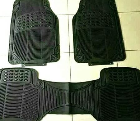 Karpet Karet Potong Mobil Kijang Lgx Hitam Lazada Indonesia