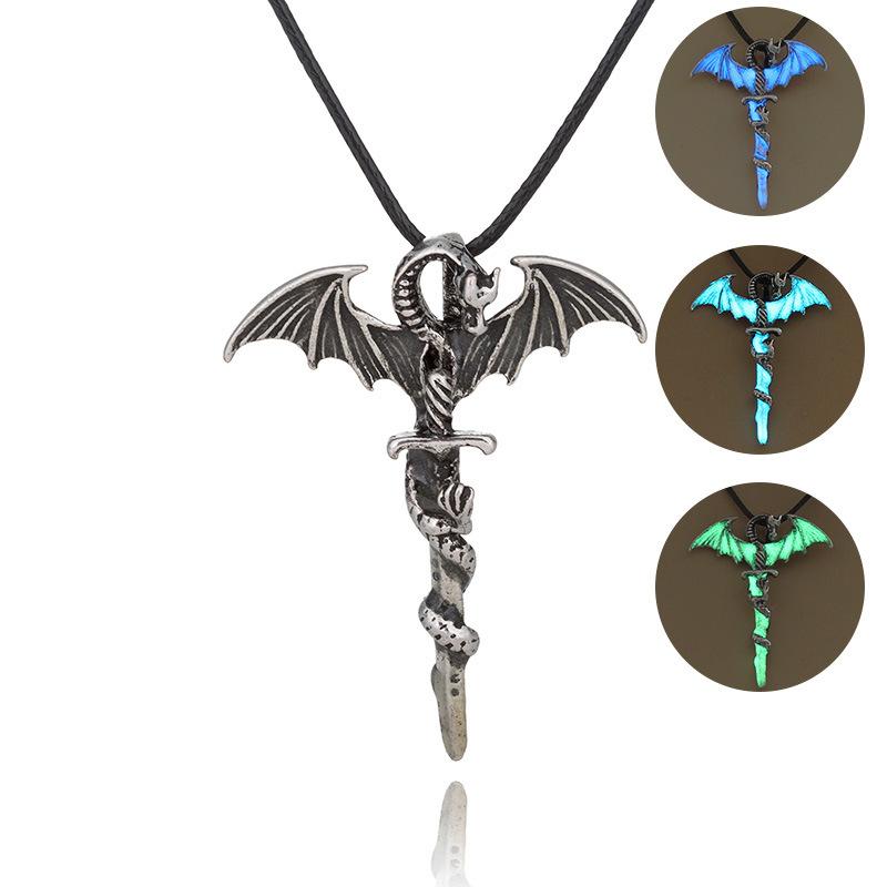 T-B Hot-selling Fashion Luminous Necklace In Europe and America, Retro Cross-shaped Flying Dragon Pendant Necklace Halloween Accessories