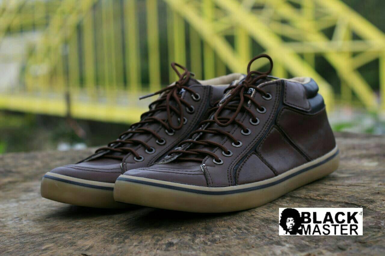 sepatu kasual sneaker pria kulit black master geox original