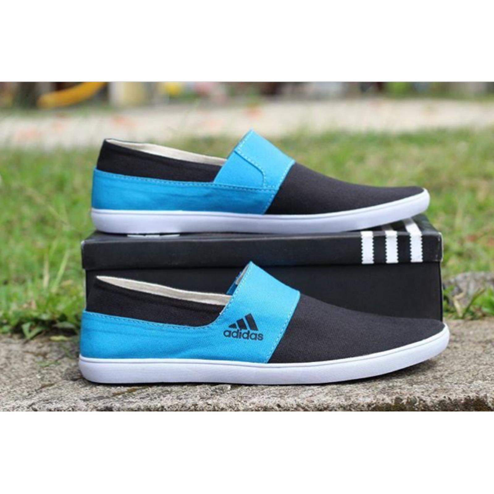 Sepatu Slip On Pria Fashion Lazada Casual Murah - Hitam Biru