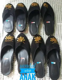 Sandal Selop Anak Beludru Hitam Membeli Jualan Online Flip Flop Selop Sandal Dengan Harga Murah Lazada Indonesia