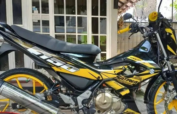 Striping Satria Fu Membeli Jualan Online Decals Emblems New