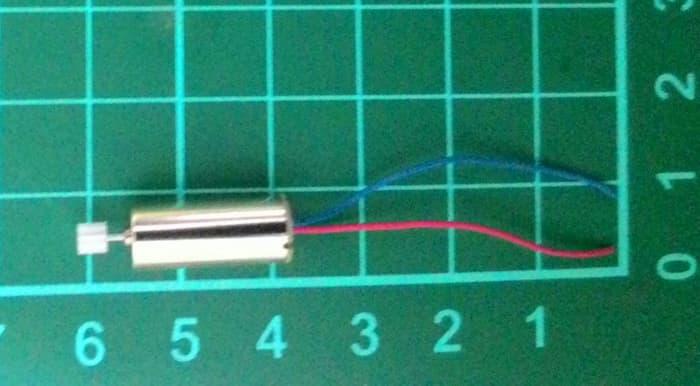 Dinamo Motor Drone BLACKHAWK Quadcopter SQ800 Merah Biru Dinamo Motor Drone BLACKHAWK Quadcopter SQ800 Merah Biru