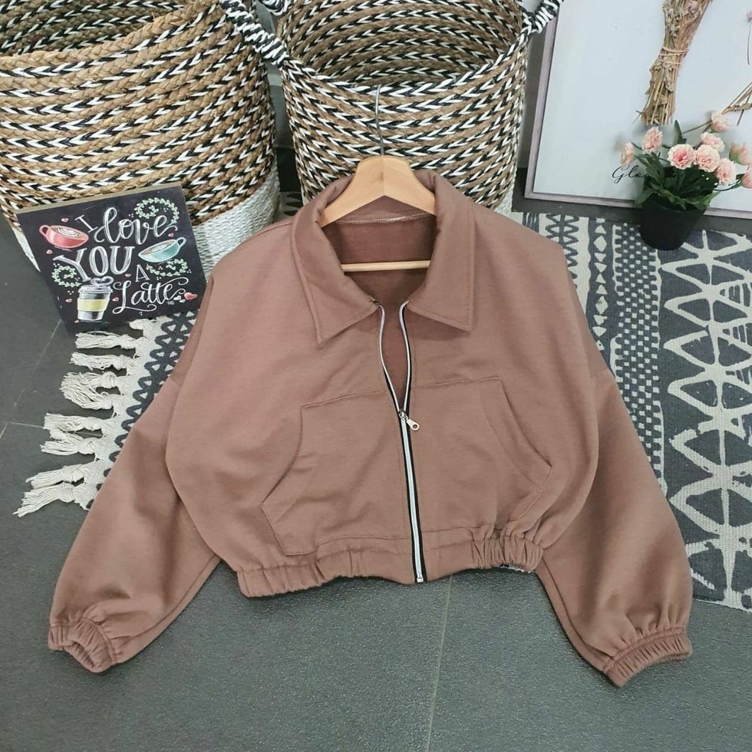 outfit jaket crop