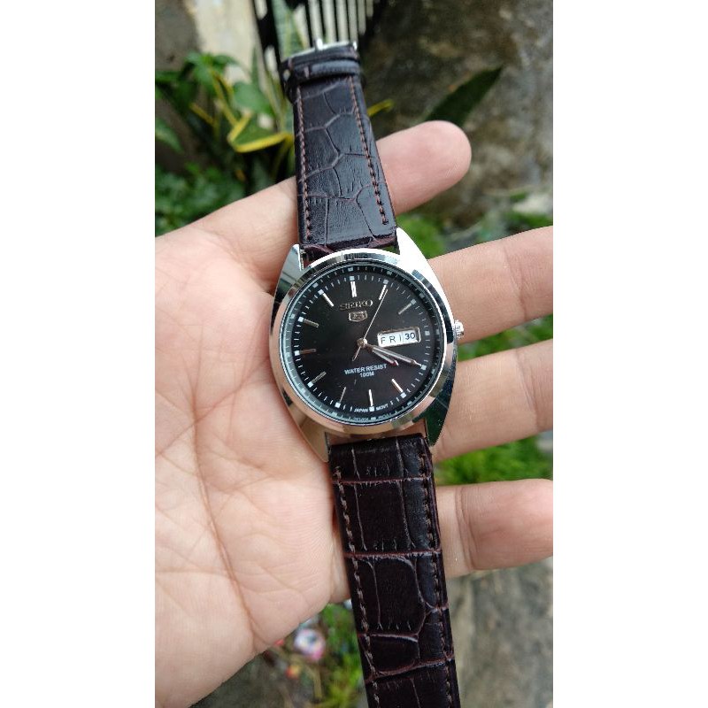Jual Jam Tangan Seiko 5 Quartz Terbaru | Lazada.co.id