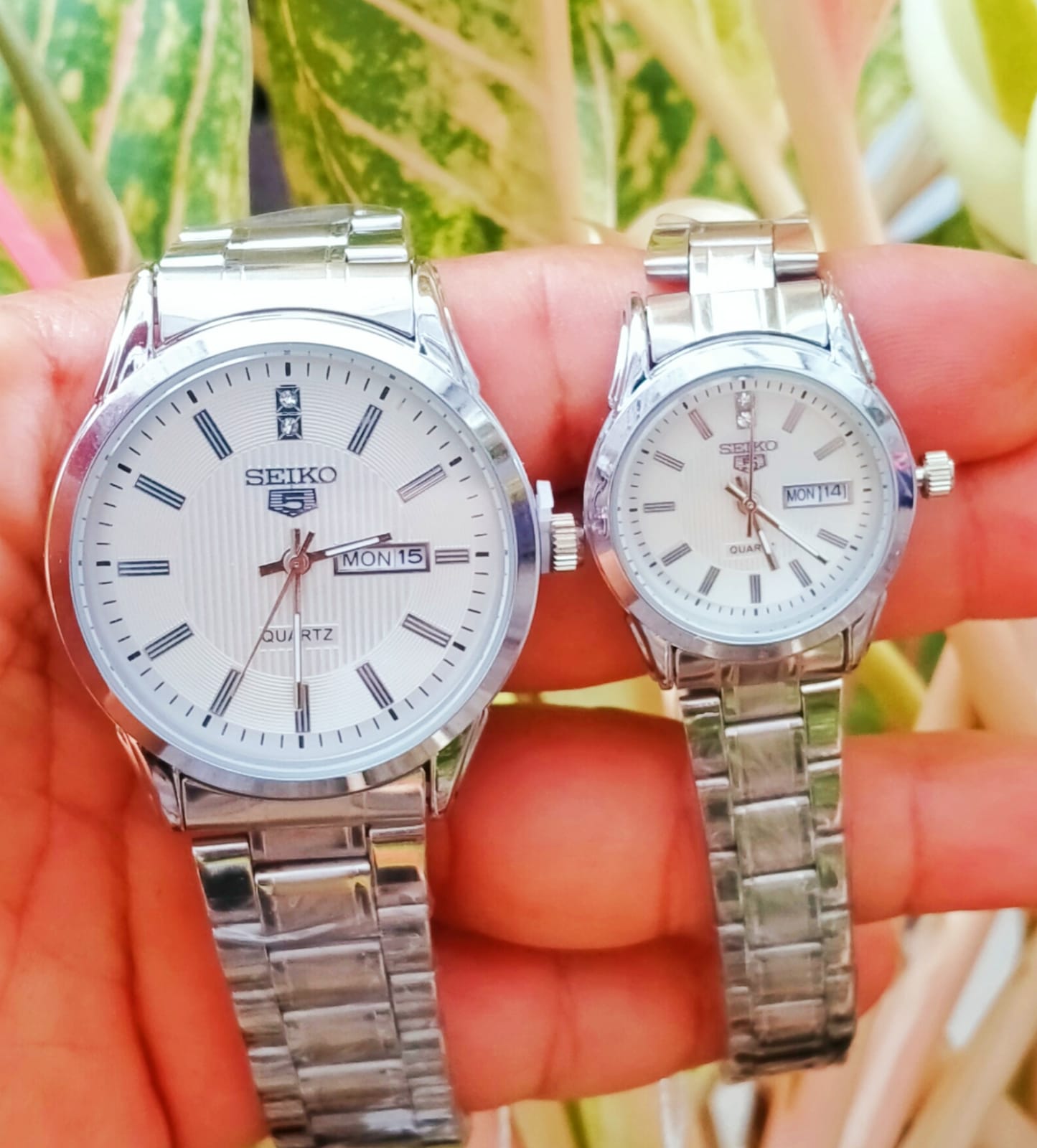 TERMURAH Jam Tangan Couple Jam SEIKO 5 Tanggal hari aktif Harga Sudah sepasang Bonus BOK Dan baterai cadangan Lazada Indonesia