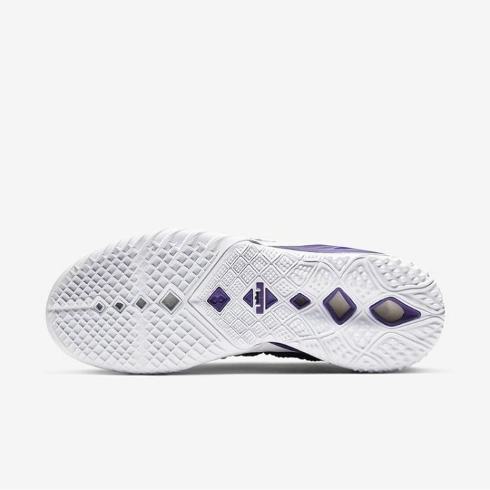Tenis para Básquetbol Nike LeBron 17 de Hombre | Innovasport