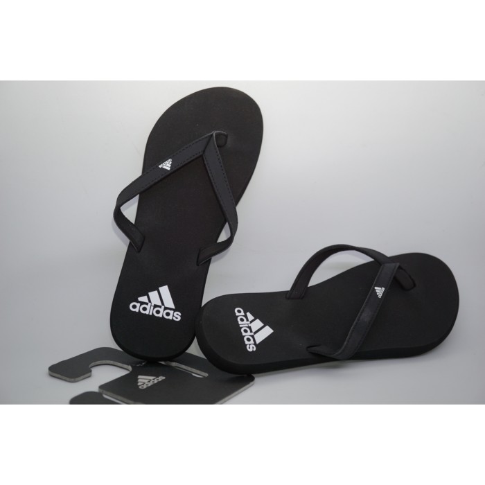 adidas ki chappal