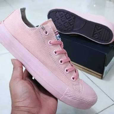 sepatu converse pink