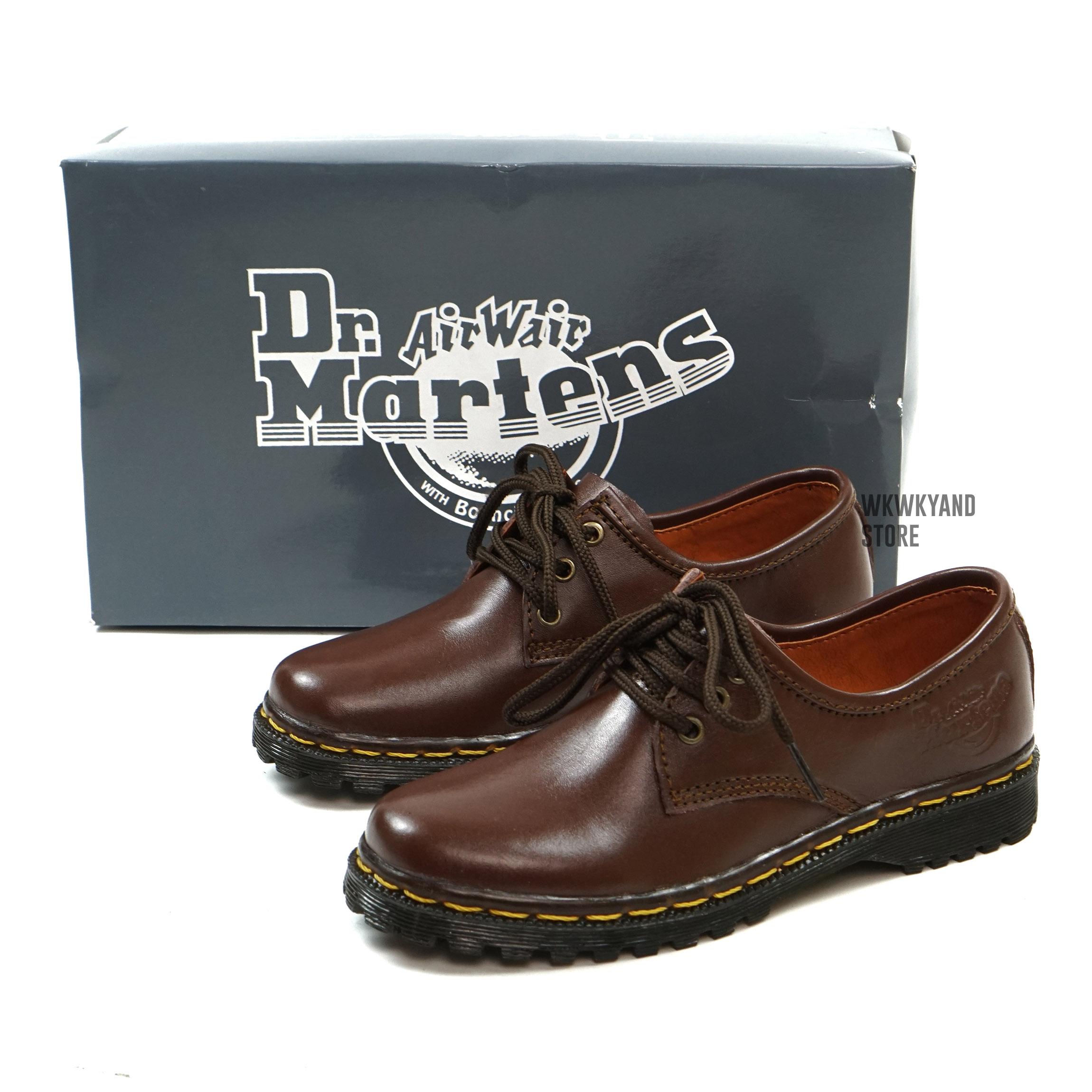 Sepatu dr cheap martens wanita