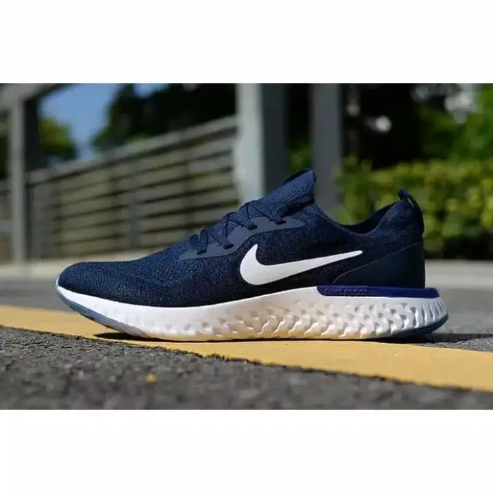 sepatu nike epic