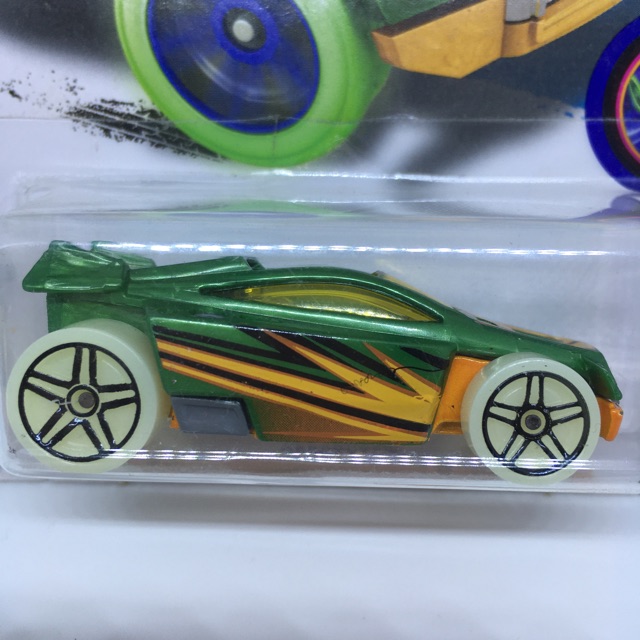 hot wheels spectyte green