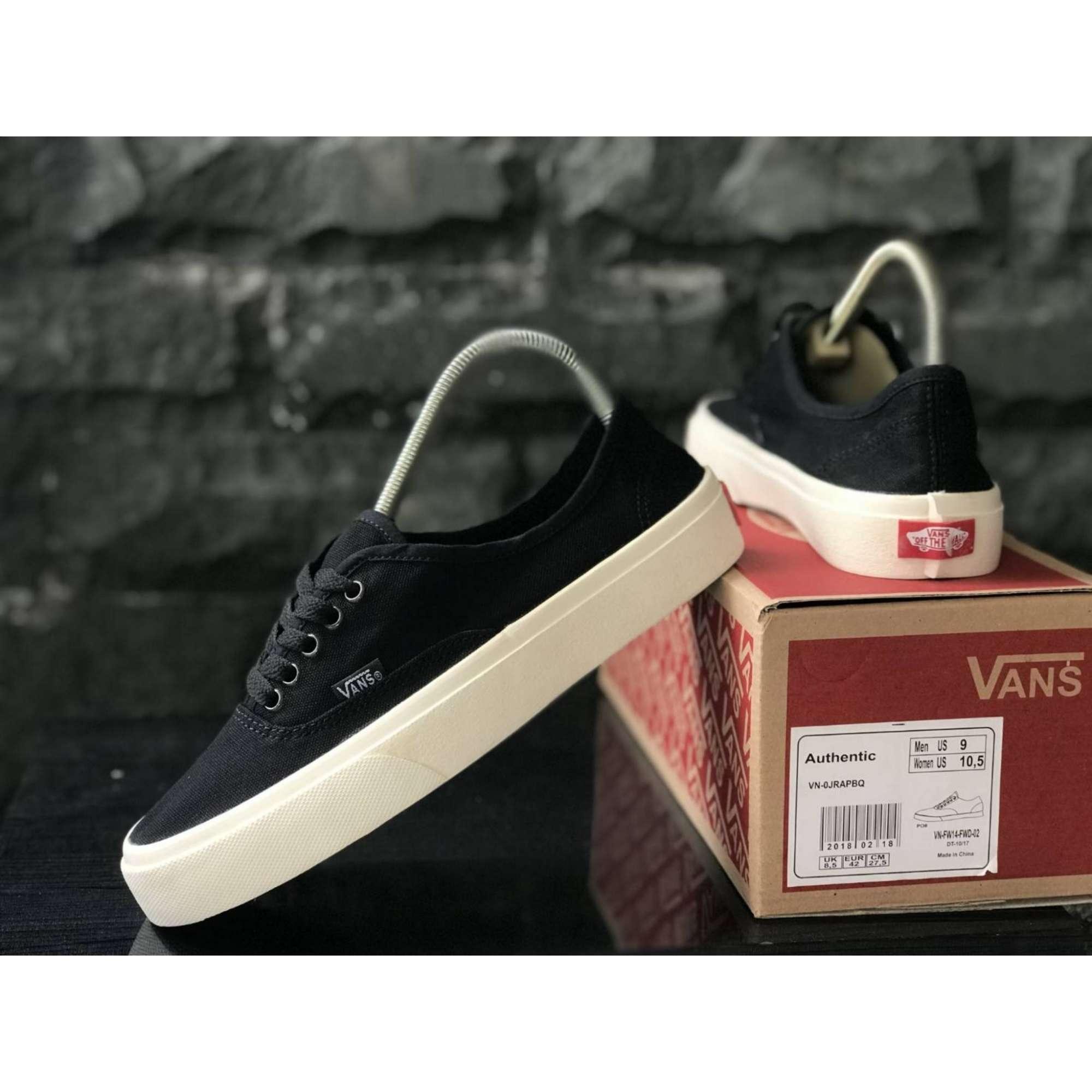 SEPATU VANS_MOTIF AUTHENTIC HITAM CLASSIC TERLARIS