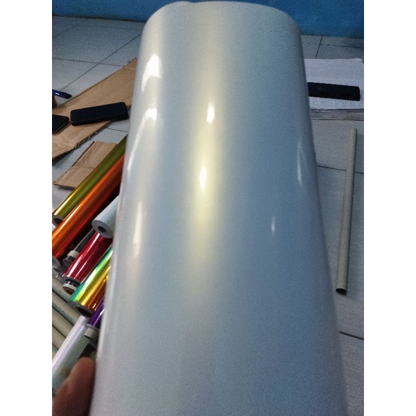 Stiker Skotlet Putih Mutiara Skotlet White Pearl Stiker Skotlet