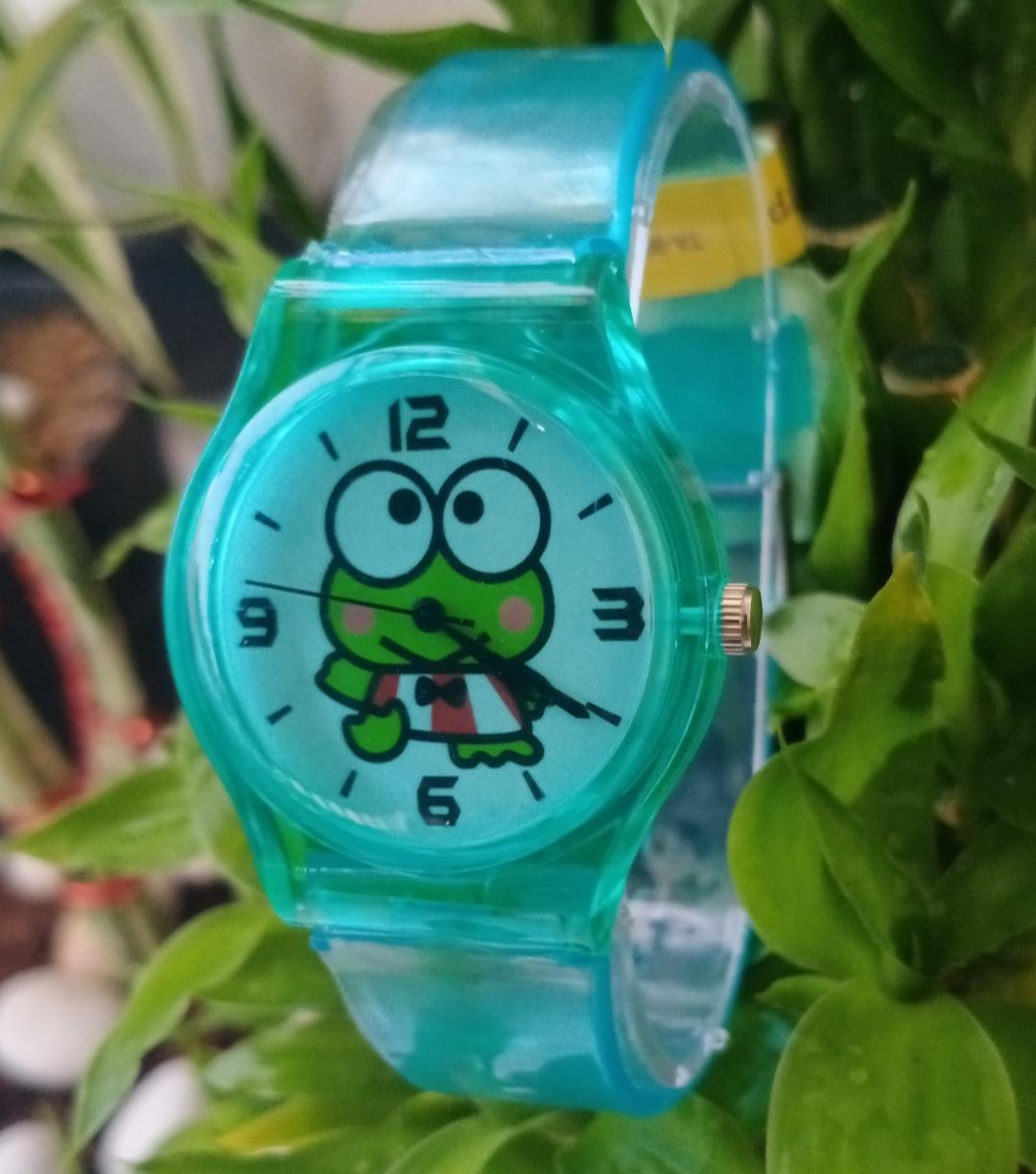 jam tangan wanita Q&Q karakter lucu Jelly Transparant