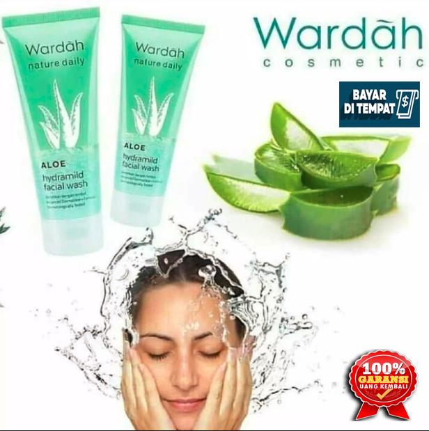 Merk:Wardah Netto:60ml Mengangkat minyak berlebih pada kulit wajah Membersihakn kulit dan mencerahkan Melembabkan dan menenangkan Membersihkan kotoran dan minyak berlebih hingga ke pori-pori Produk dijamin 100% Original Dengan Advanced DermaClear+Formula