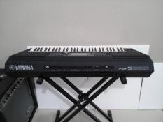 Yamaha psr s950