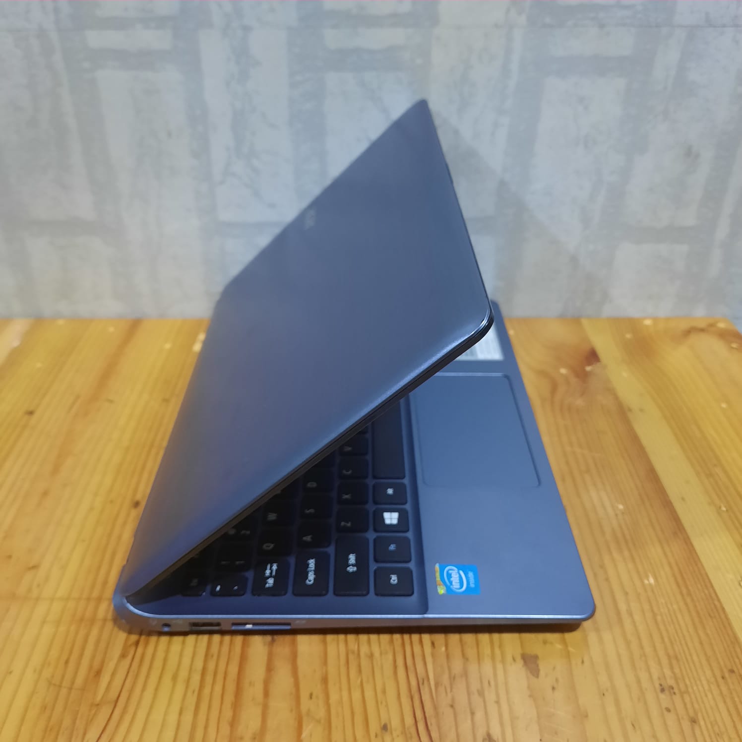 Acer Aspire E3-111M Intel Celeron - N2830 Ram 4 Gb Hdd 500 Gb 