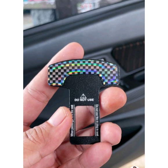 Colokan Safety Seat Belt Mobil Avanza Sigra Xpander Innova Universal Seat Belt Buckle Carbon