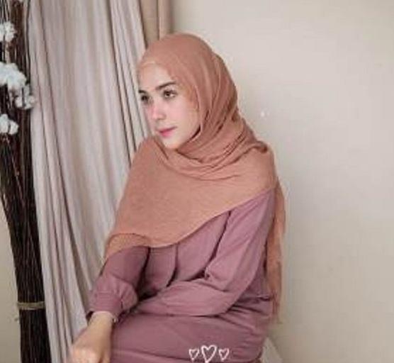 Hijab Pasmina Crinkle Import Jilbab Pashmina Crinkle Cotton Import warna terlengkap