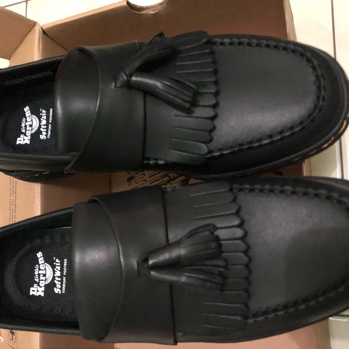 Dr. Martens Edison Soft Wair | Lazada 