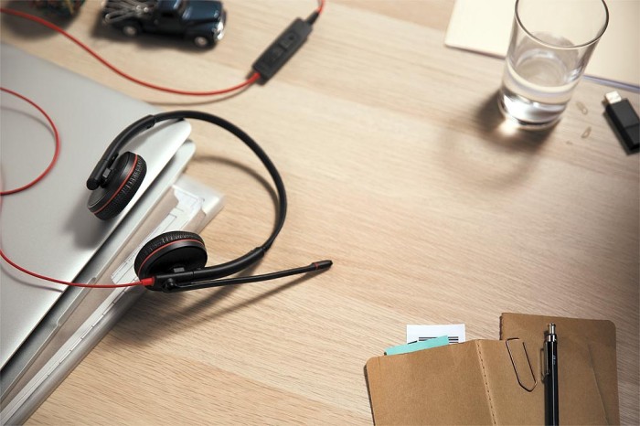Jual Plantronics Blackwire C3220 