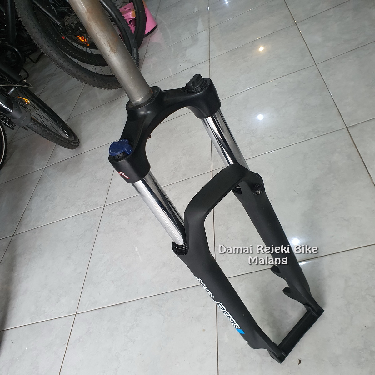 Fork Sepeda Xct Suspension SR SUNTOUR XCT ATB FRONT FORK 100MM