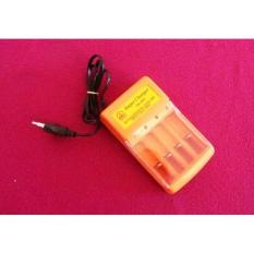 Charger 4 Baterai Aaa/Batrai Aa/Batre Murah/Batrei + Lampu Led - 7E7ead
