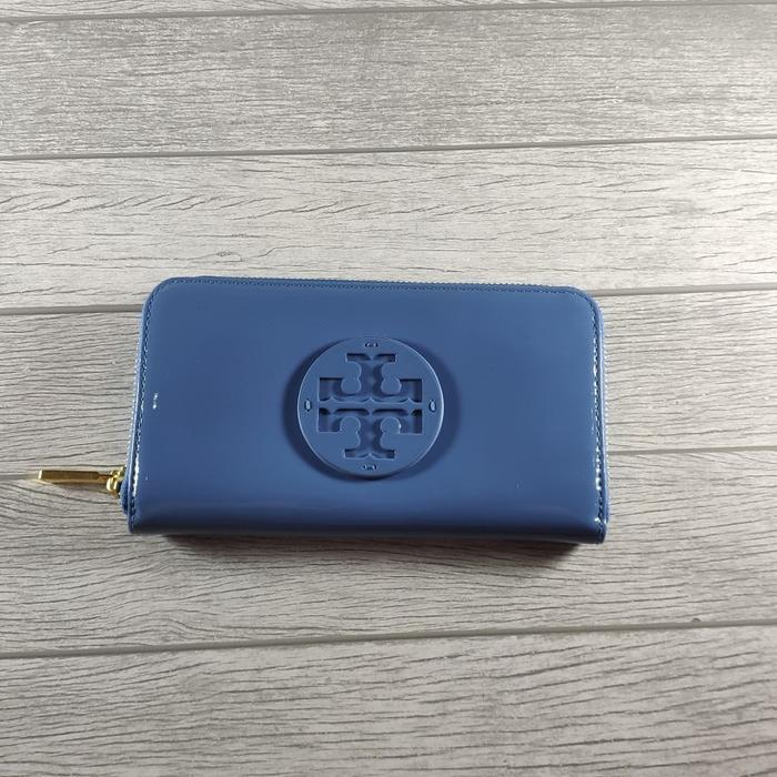 harga dompet tory burch