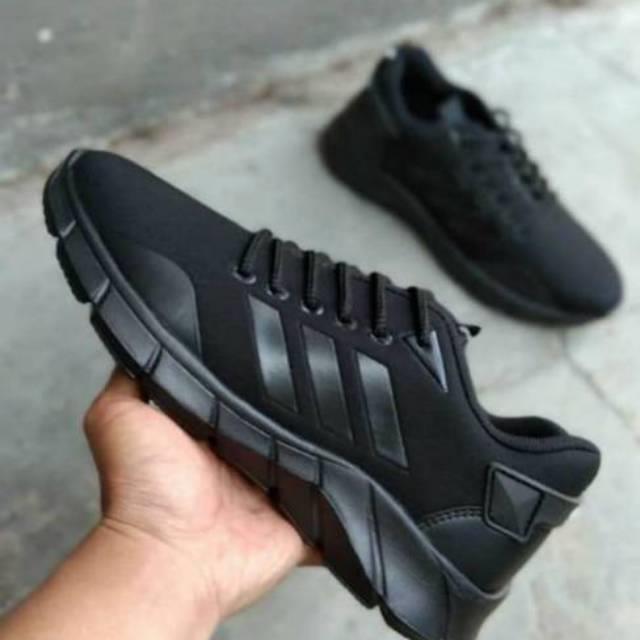 plain black adidas