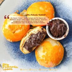 Pia Tabaria Makassar - 8 Pcs - Coklat - Keju - Kacang Ijo & Merah